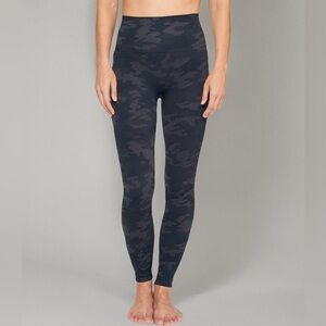 Spanx look at me black camouflage leggings